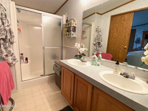 4 Lower Heights Road Edinburg NY 12835