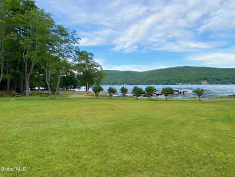 4 Lower Heights Road Edinburg NY 12835