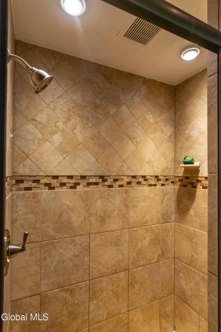 24 Peggy Ann Road Queensbury NY 12804