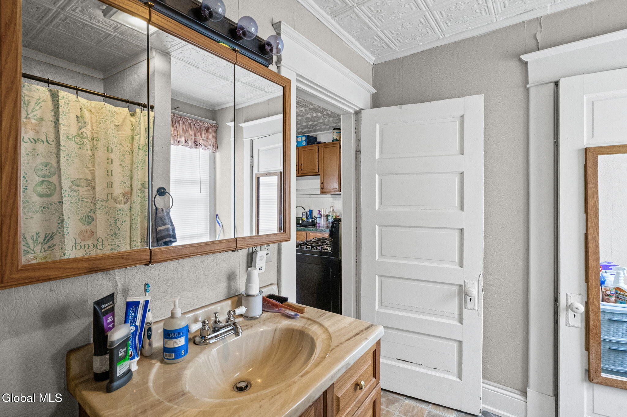 446 7th Avenue Troy NY 12182