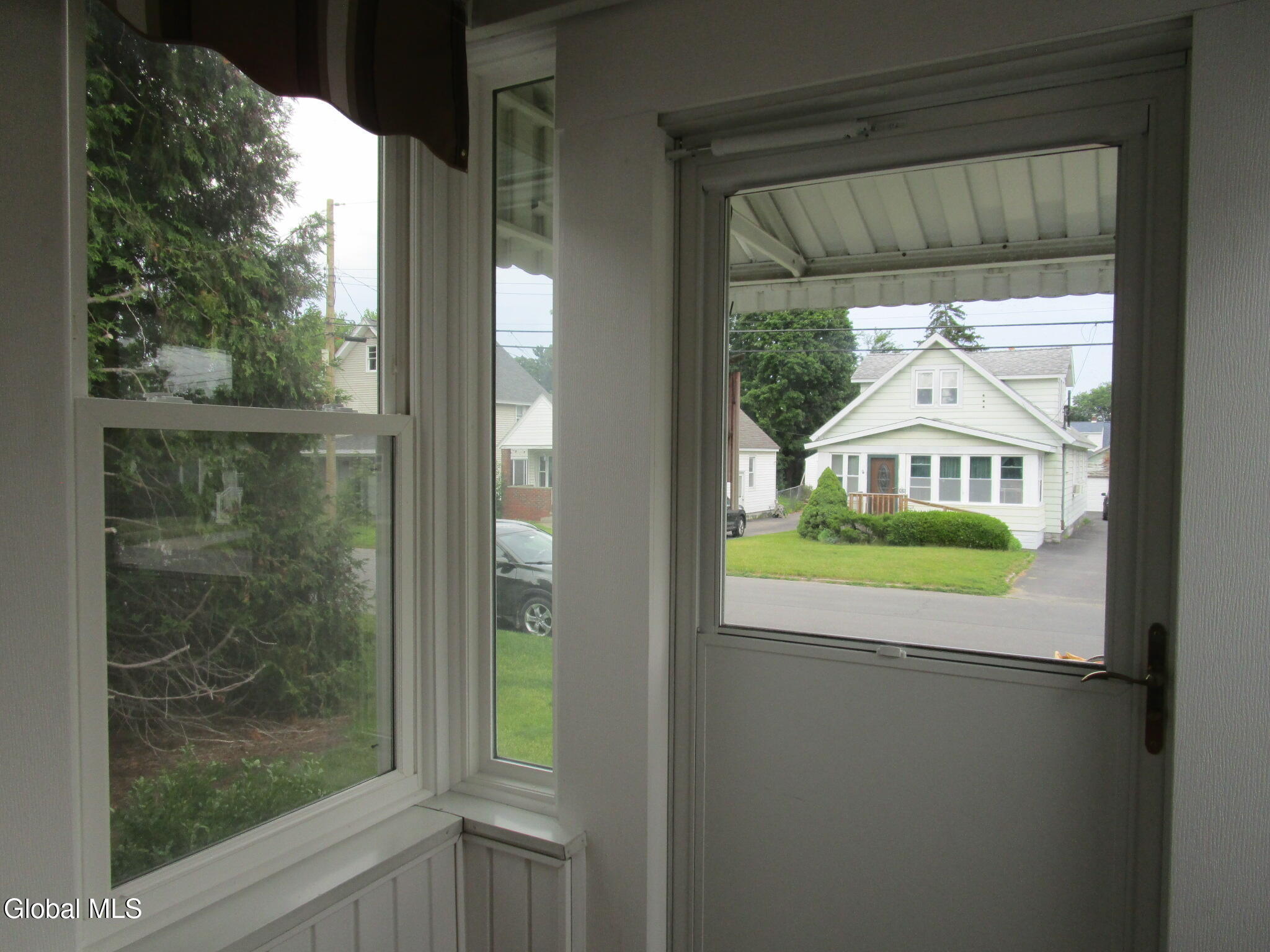 3025 Cox Avenue Schenectady NY 12306