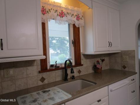3025 Cox Avenue Schenectady NY 12306