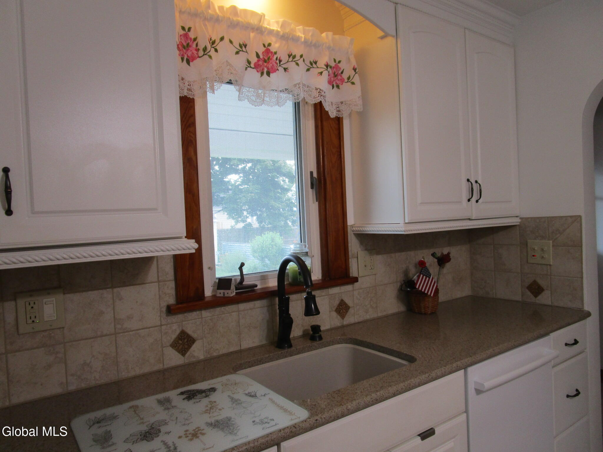 3025 Cox Avenue Schenectady NY 12306