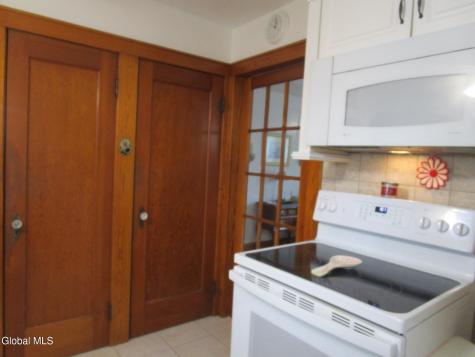 3025 Cox Avenue Schenectady NY 12306