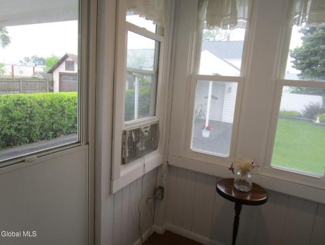3025 Cox Avenue Schenectady NY 12306