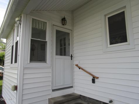 3025 Cox Avenue Schenectady NY 12306