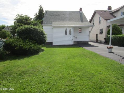 3025 Cox Avenue Schenectady NY 12306