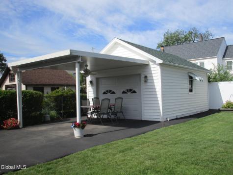 3025 Cox Avenue Schenectady NY 12306
