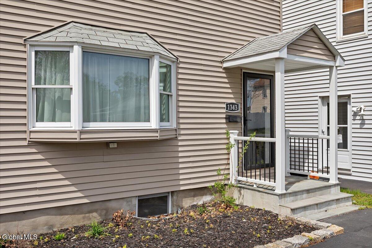 1343 7th Avenue Watervliet NY 12189