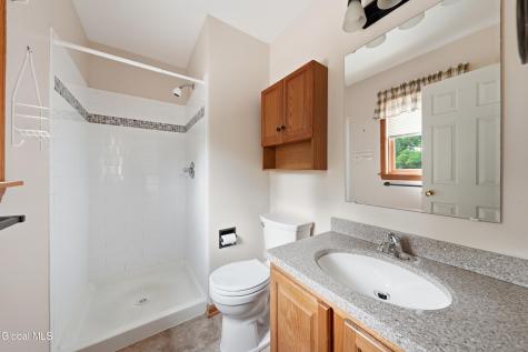 11 Fiore Circle Latham NY 12110