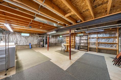 11 Fiore Circle Latham NY 12110