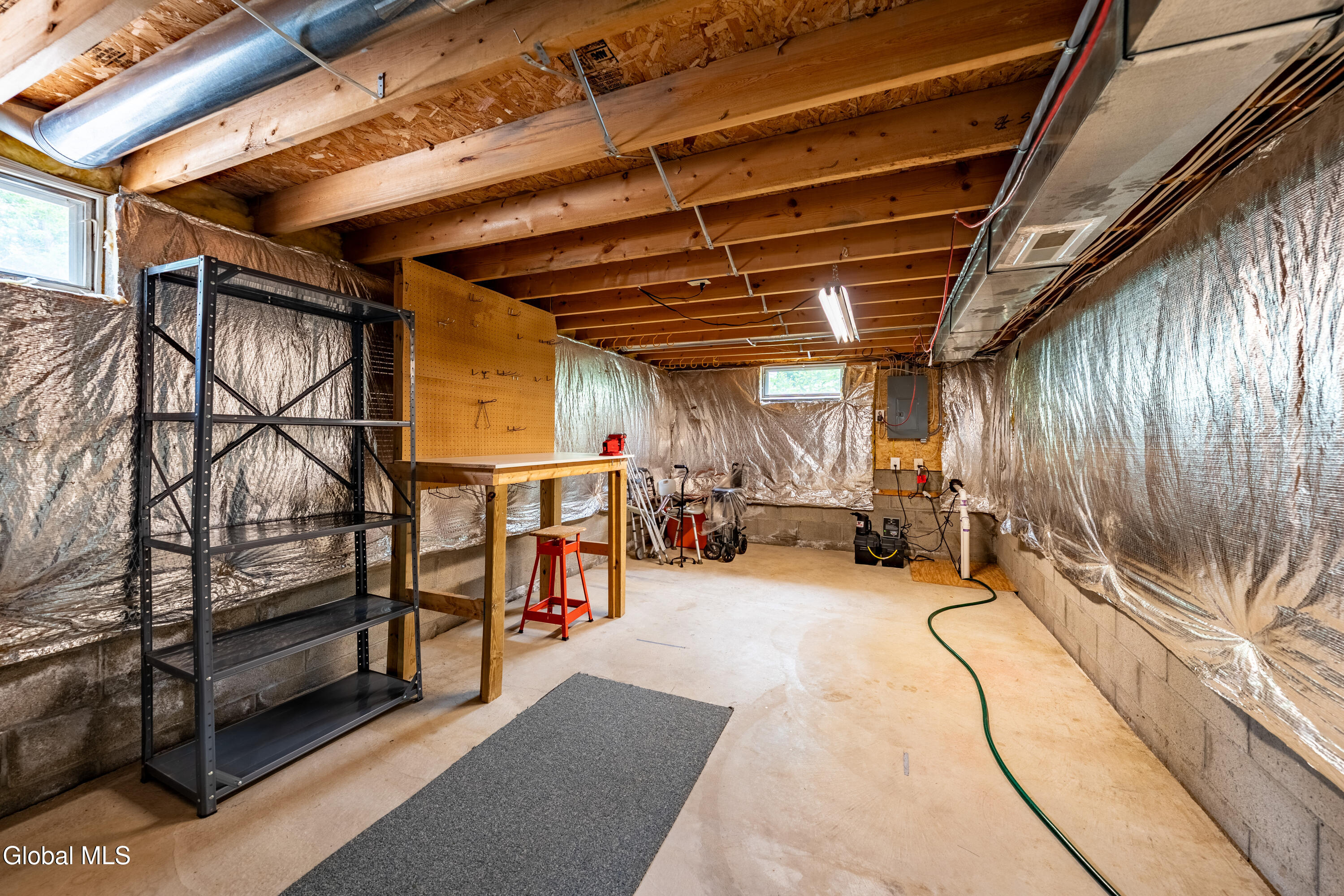 11 Fiore Circle Latham NY 12110