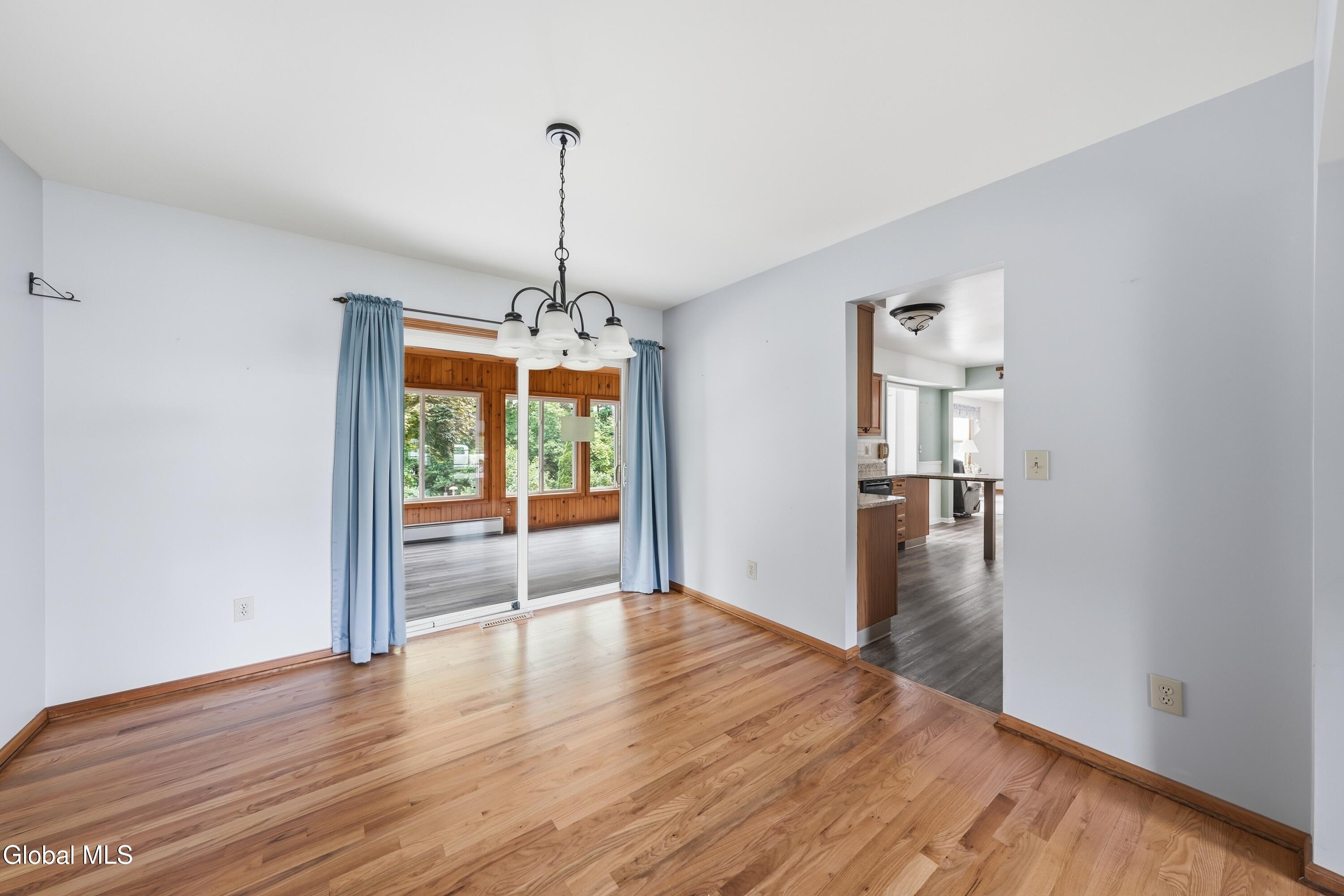 11 Fiore Circle Latham NY 12110