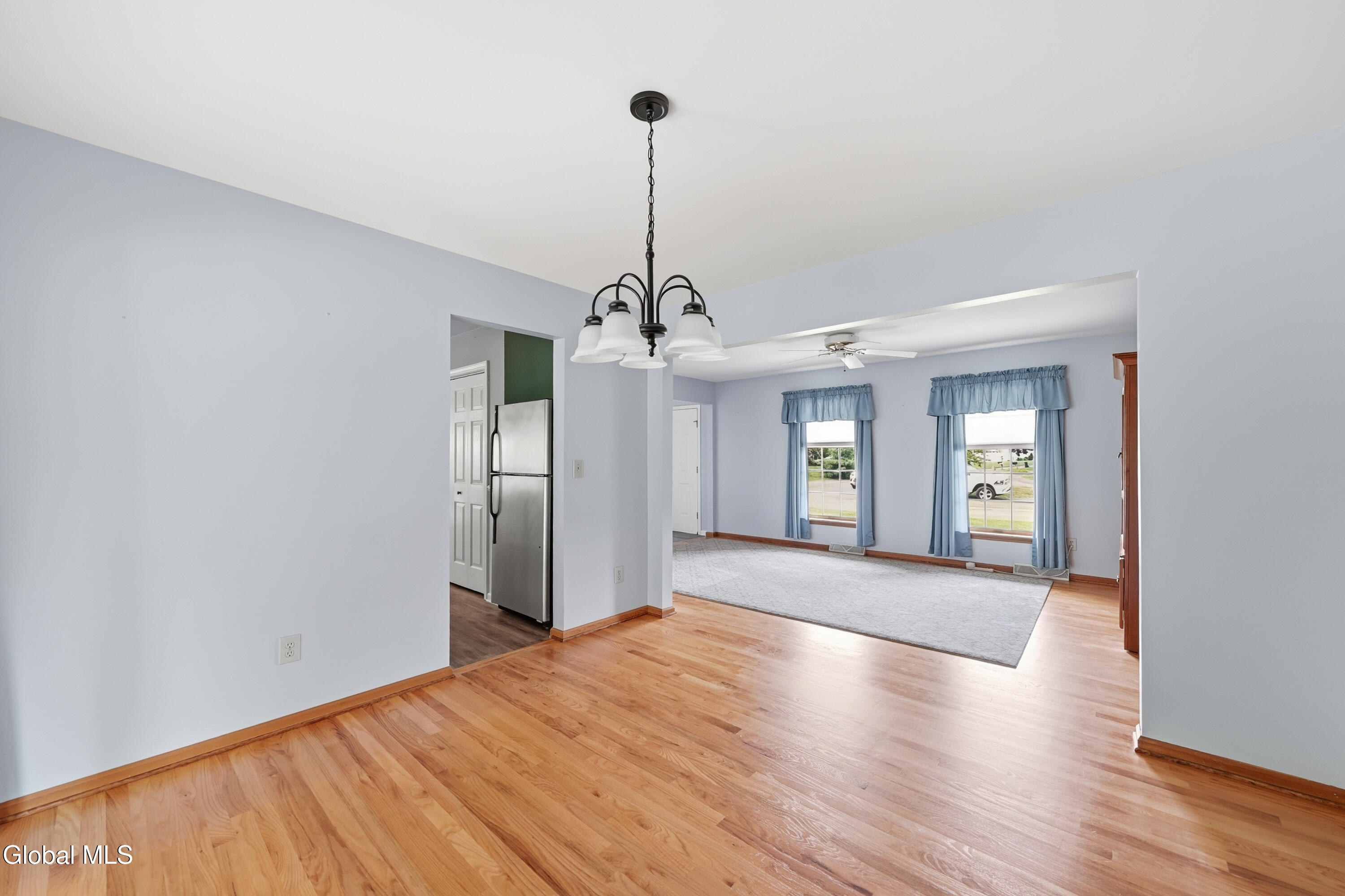 11 Fiore Circle Latham NY 12110