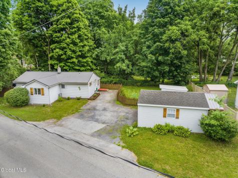 10 Kidder Lane Glens Falls NY 12801