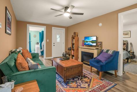 10 Kidder Lane Glens Falls NY 12801