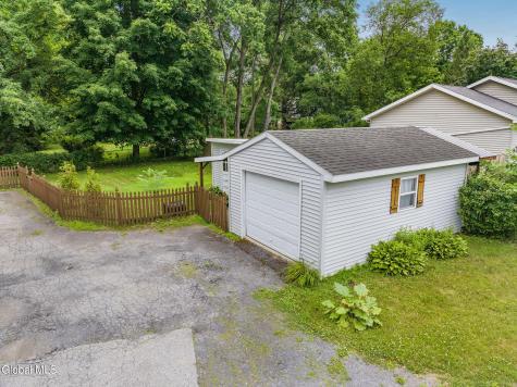 10 Kidder Lane Glens Falls NY 12801
