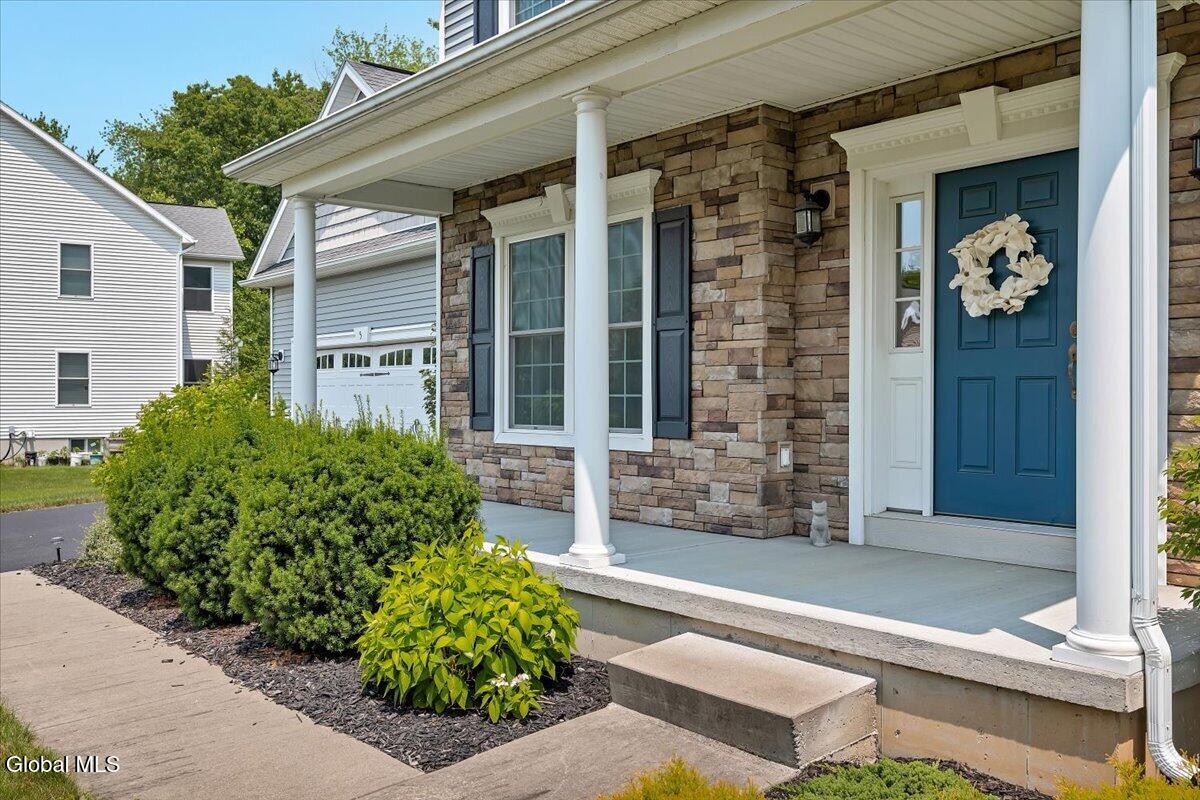 5 David Lane Clifton Park NY 12065