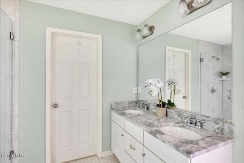 5 David Lane Clifton Park NY 12065