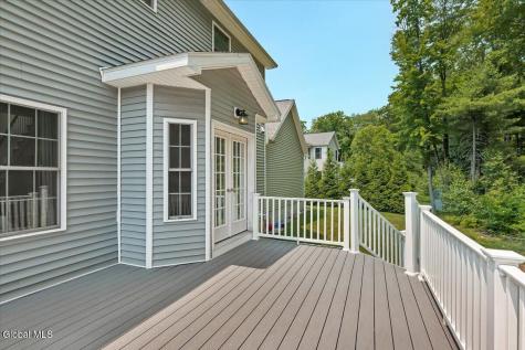 5 David Lane Clifton Park NY 12065