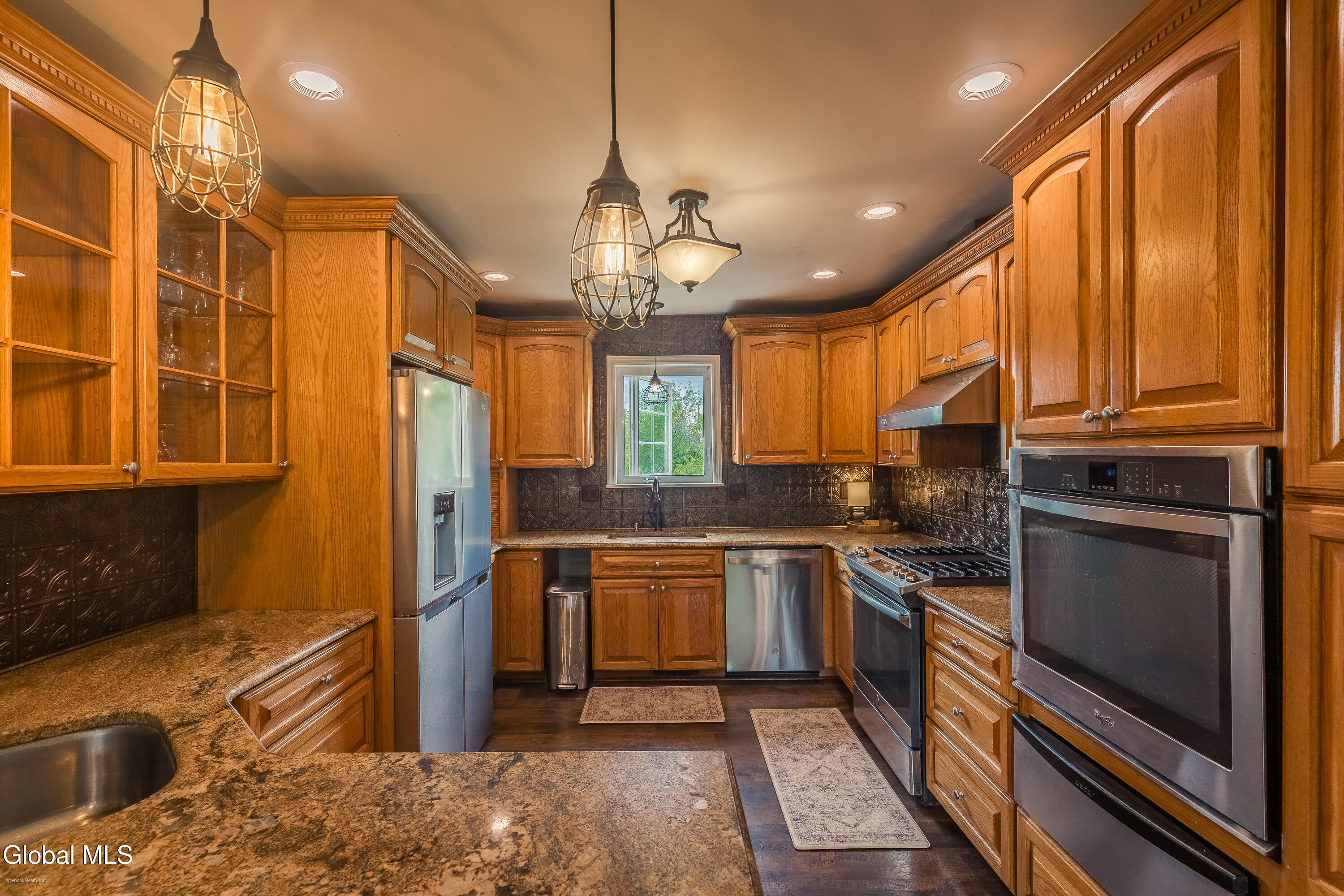 329 Severine Lane Glen NY 12072