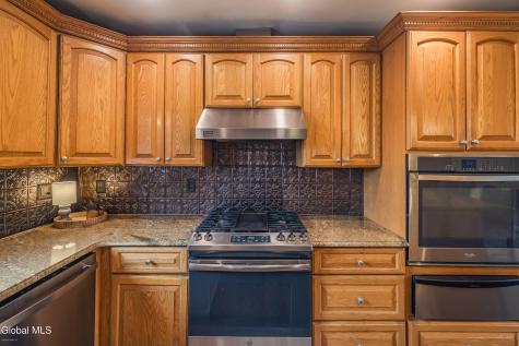 329 Severine Lane Glen NY 12072