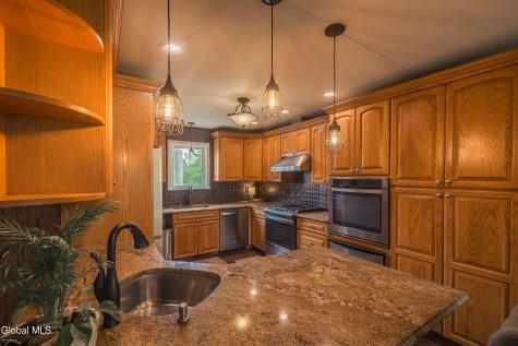329 Severine Lane Glen NY 12072