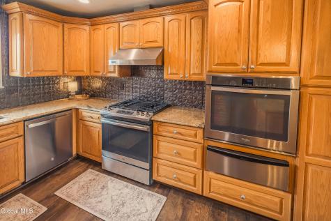 329 Severine Lane Glen NY 12072