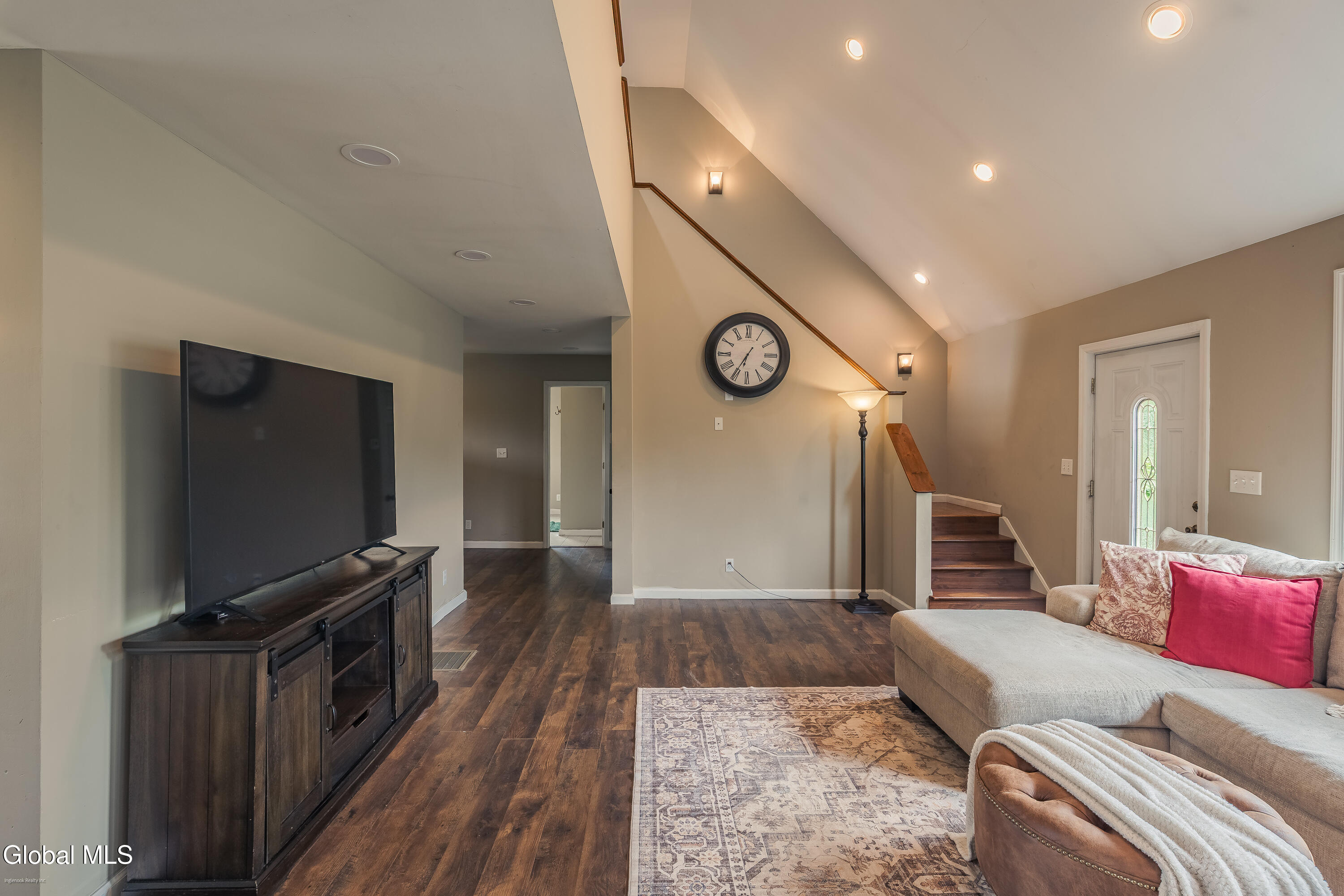 329 Severine Lane Glen NY 12072