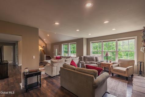 329 Severine Lane Glen NY 12072