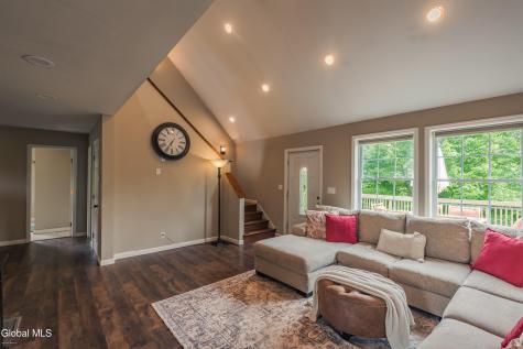 329 Severine Lane Glen NY 12072