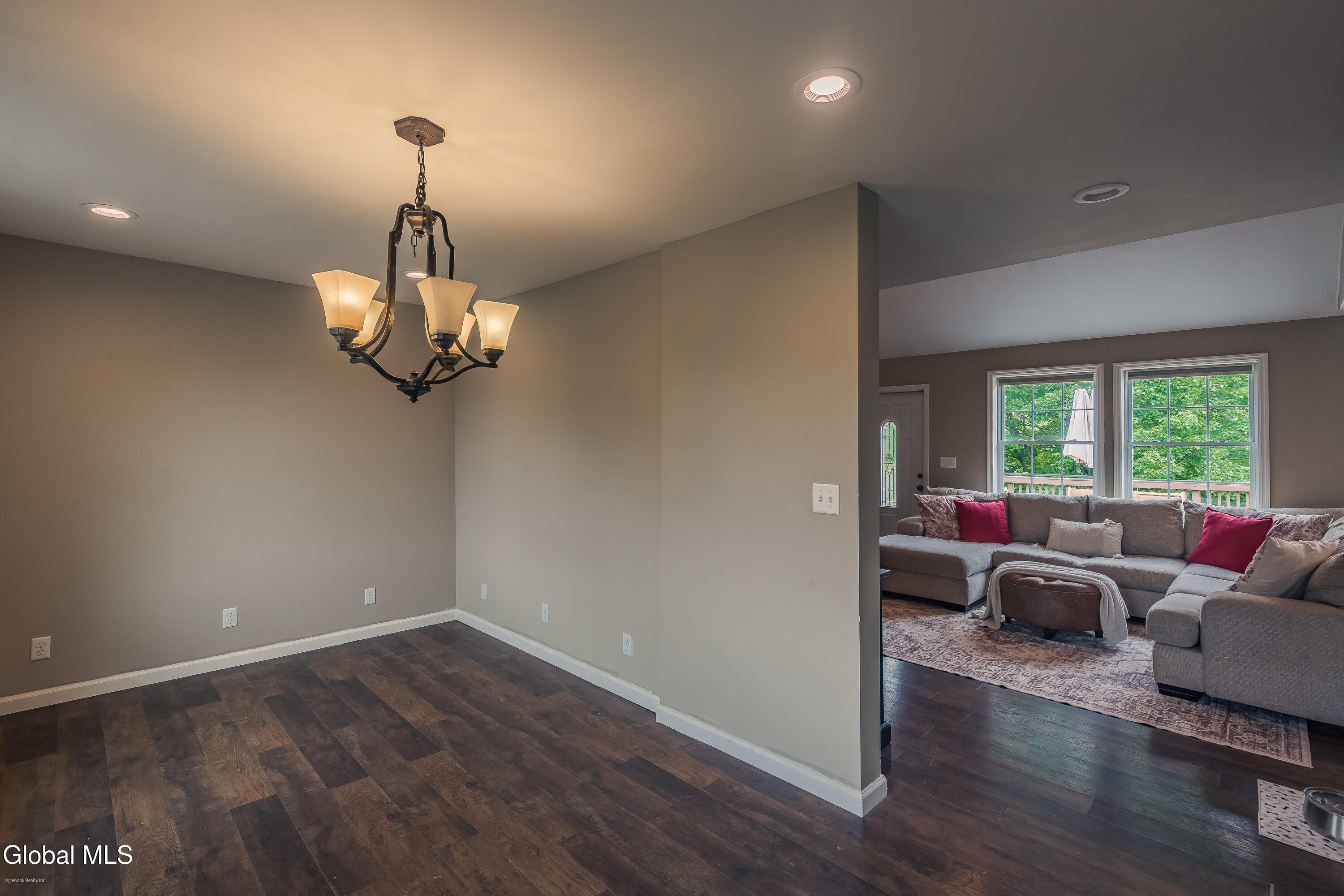329 Severine Lane Glen NY 12072