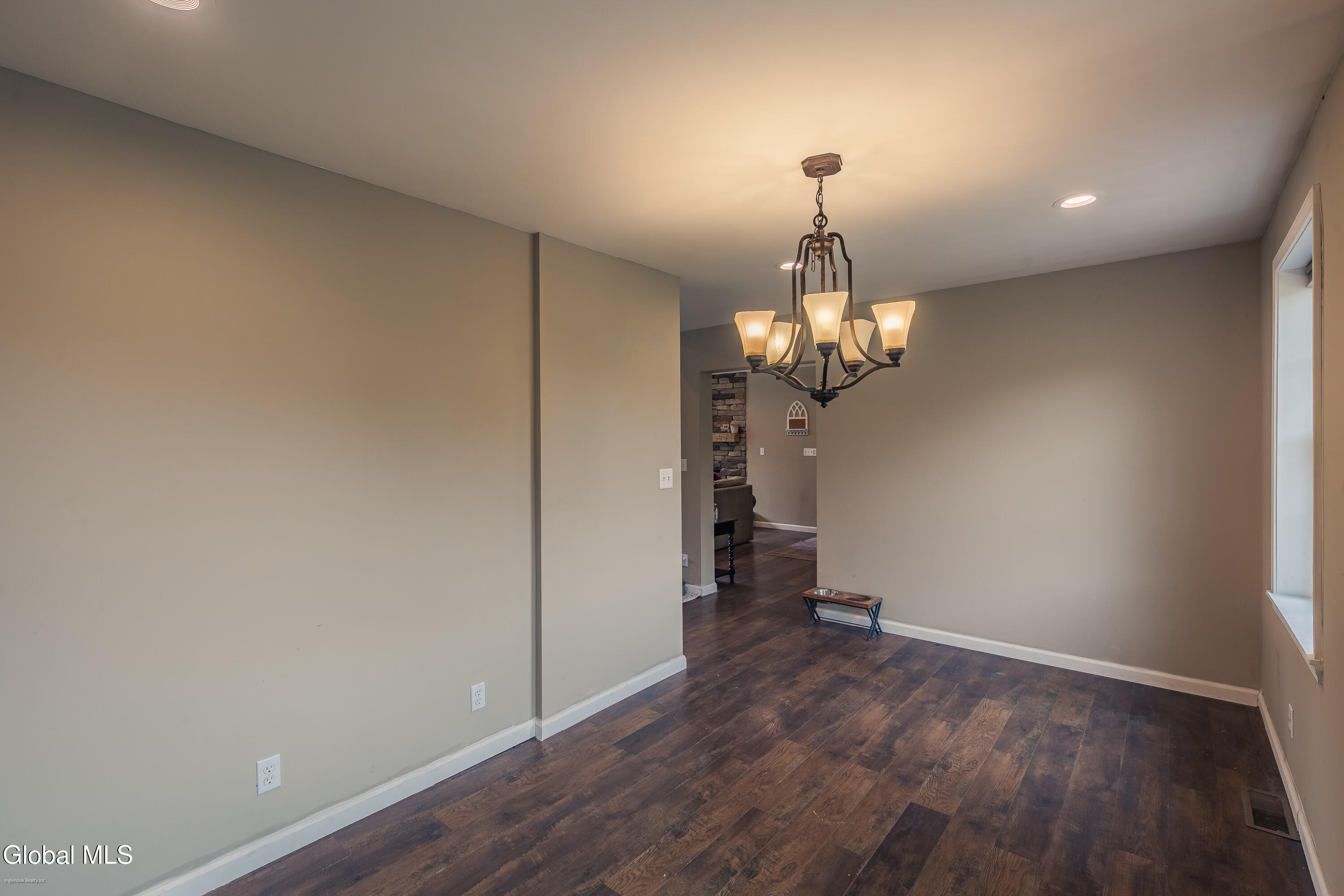 329 Severine Lane Glen NY 12072