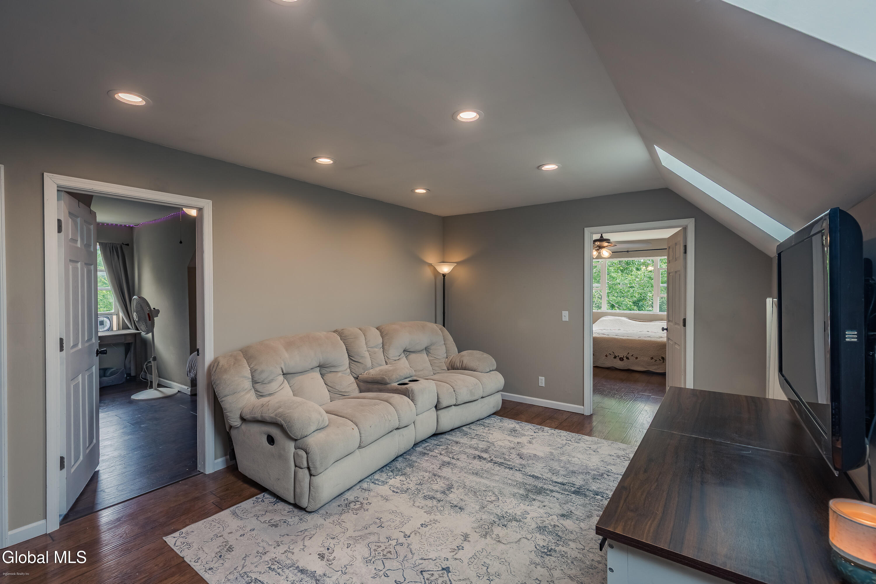 329 Severine Lane Glen NY 12072