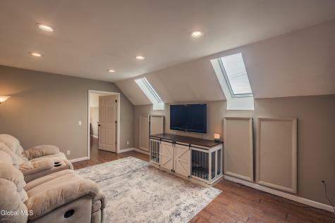 329 Severine Lane Glen NY 12072