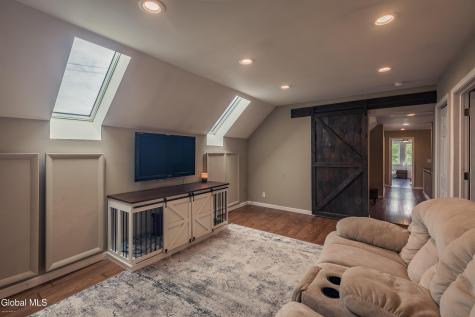 329 Severine Lane Glen NY 12072