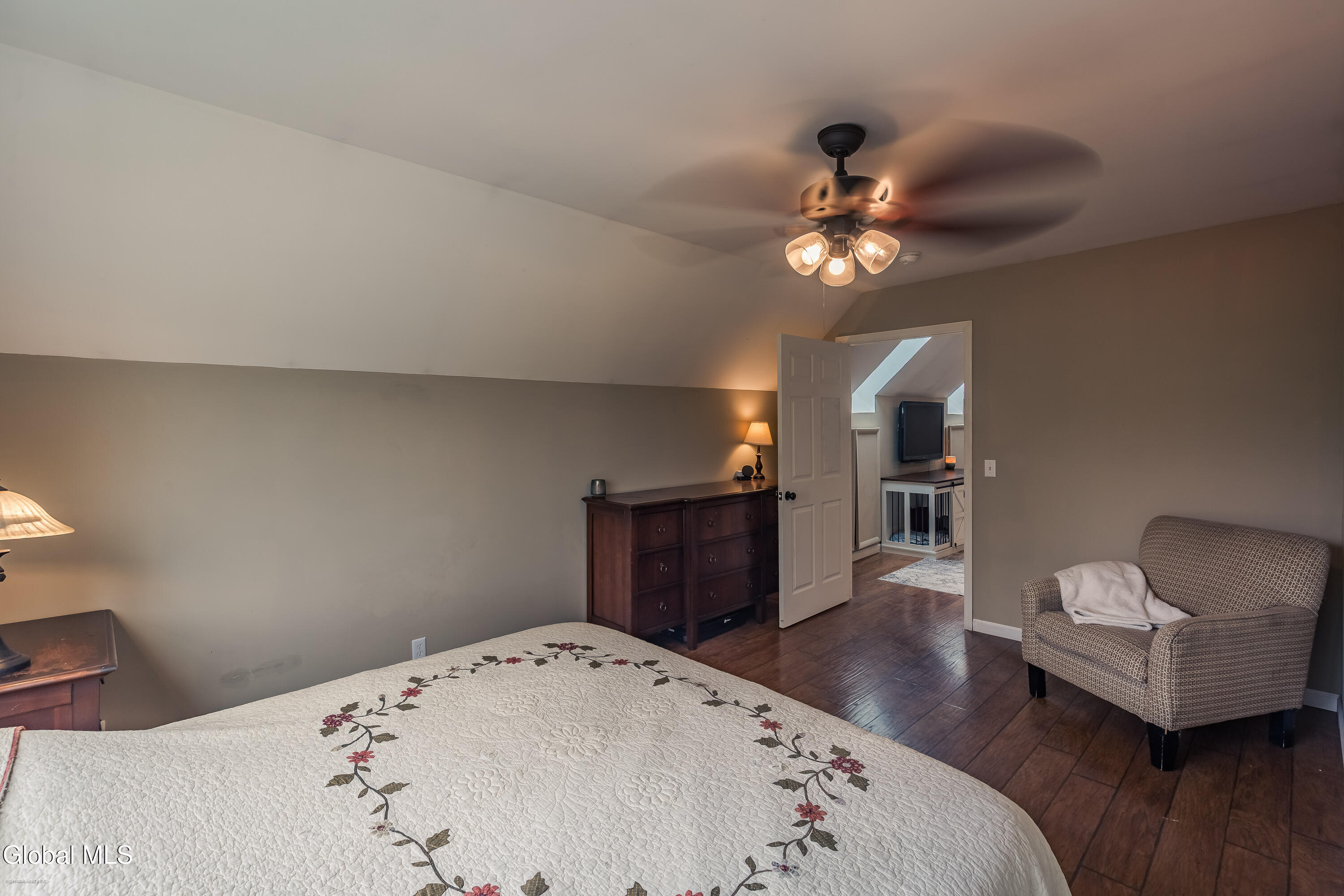 329 Severine Lane Glen NY 12072