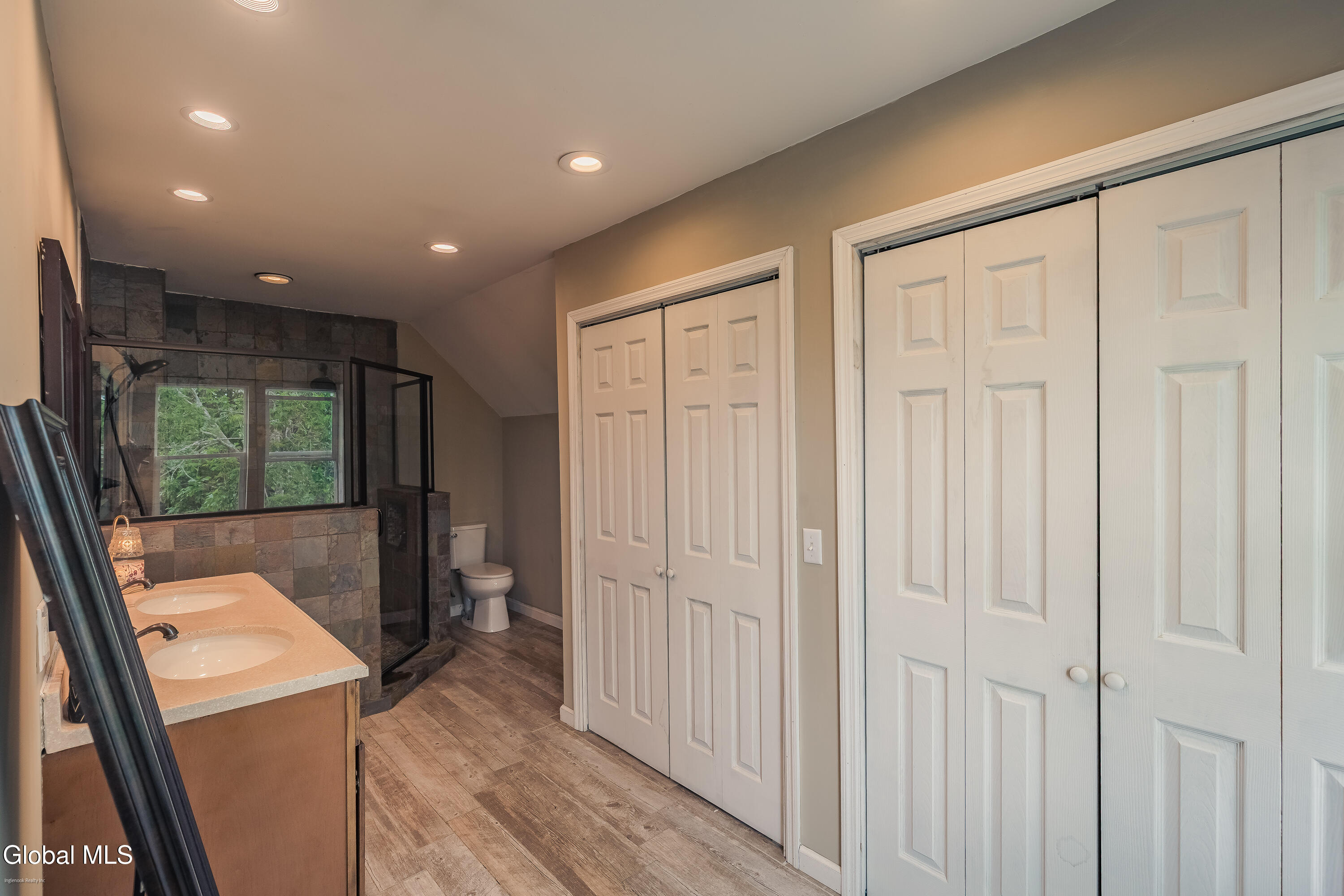 329 Severine Lane Glen NY 12072