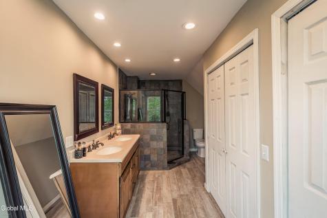 329 Severine Lane Glen NY 12072