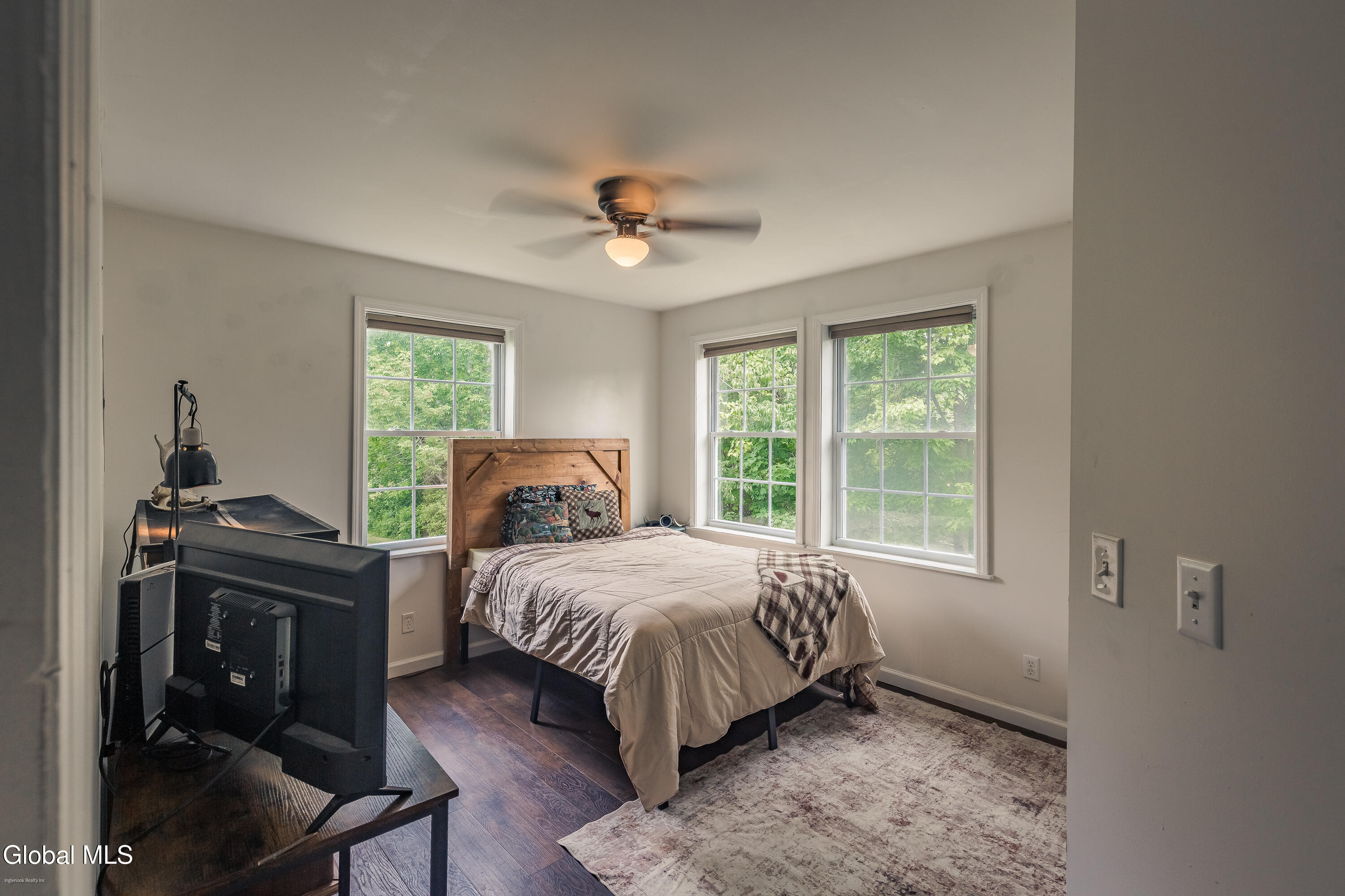 329 Severine Lane Glen NY 12072