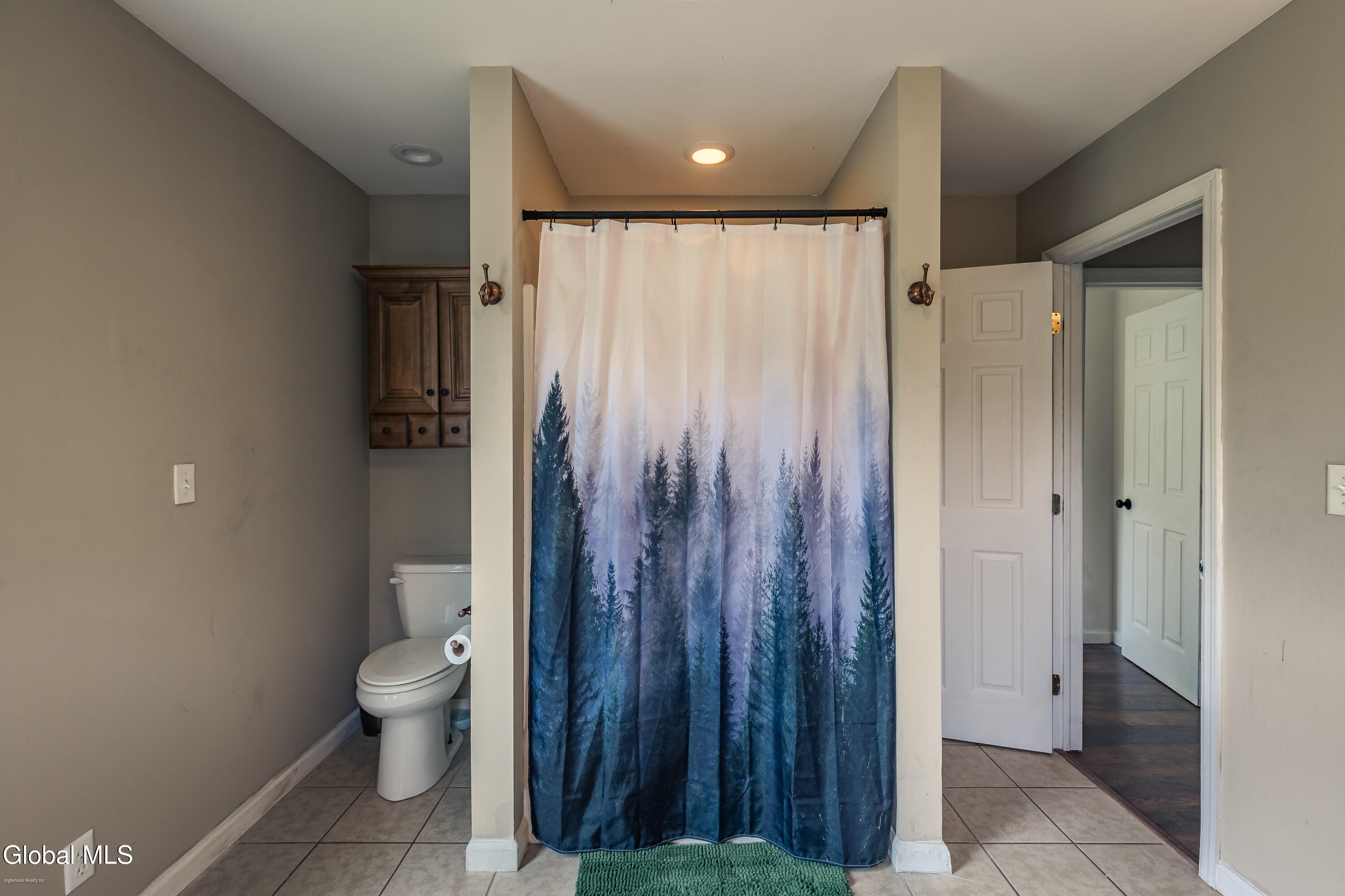 329 Severine Lane Glen NY 12072