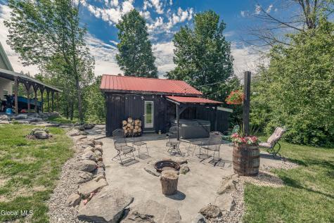 329 Severine Lane Glen NY 12072