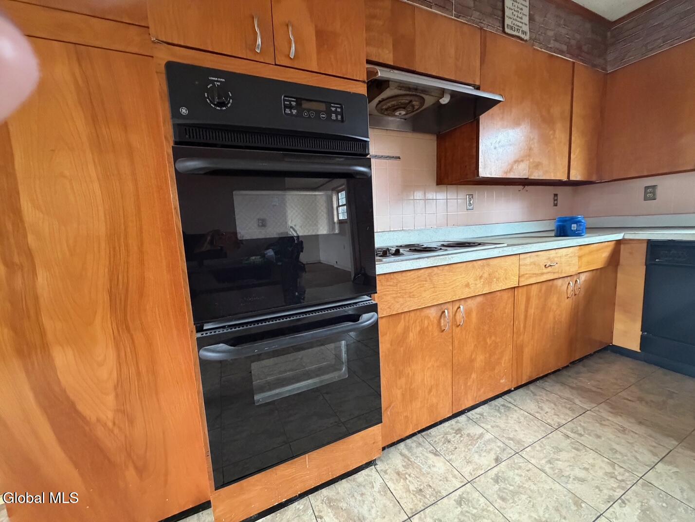 1053 Wicker Street Ticonderoga NY 12883