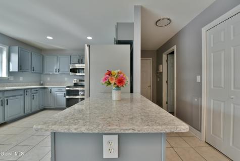 3 Moreland Drive Mechanicville NY 12118