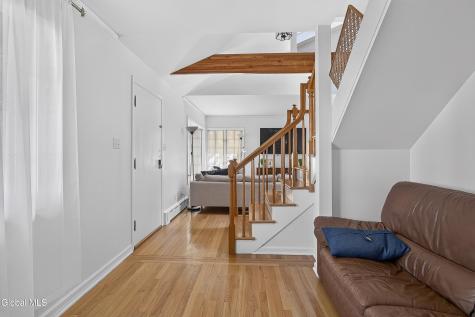 6 John David Lane Albany NY 12208