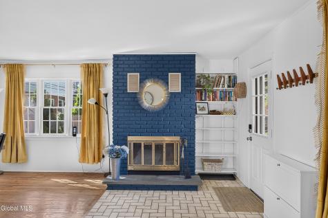 6 John David Lane Albany NY 12208