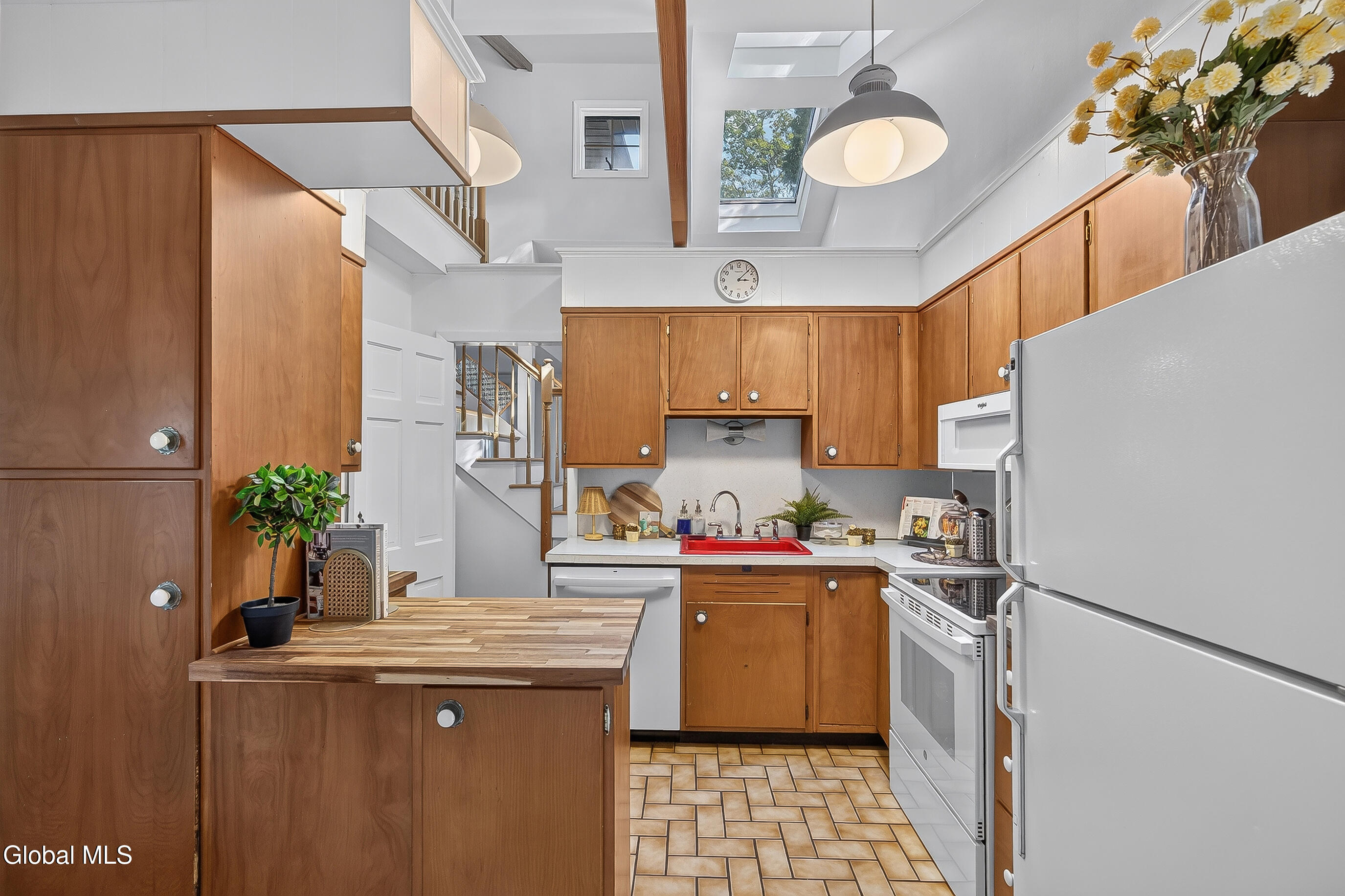 6 John David Lane Albany NY 12208