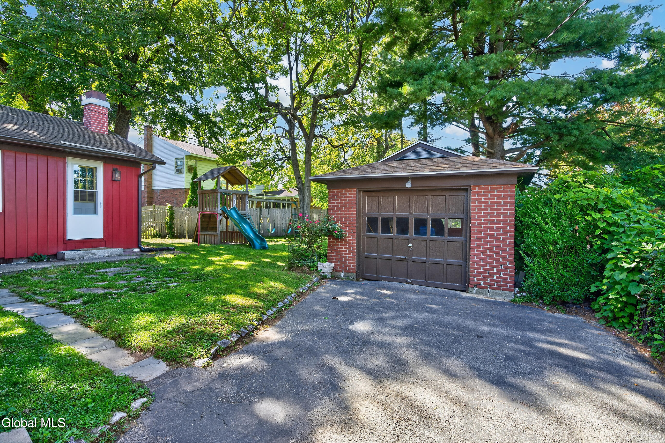 6 John David Lane Albany NY 12208