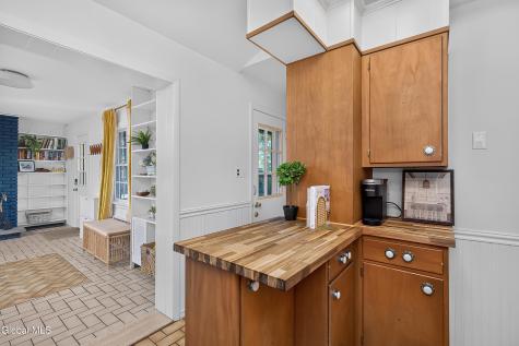6 John David Lane Albany NY 12208