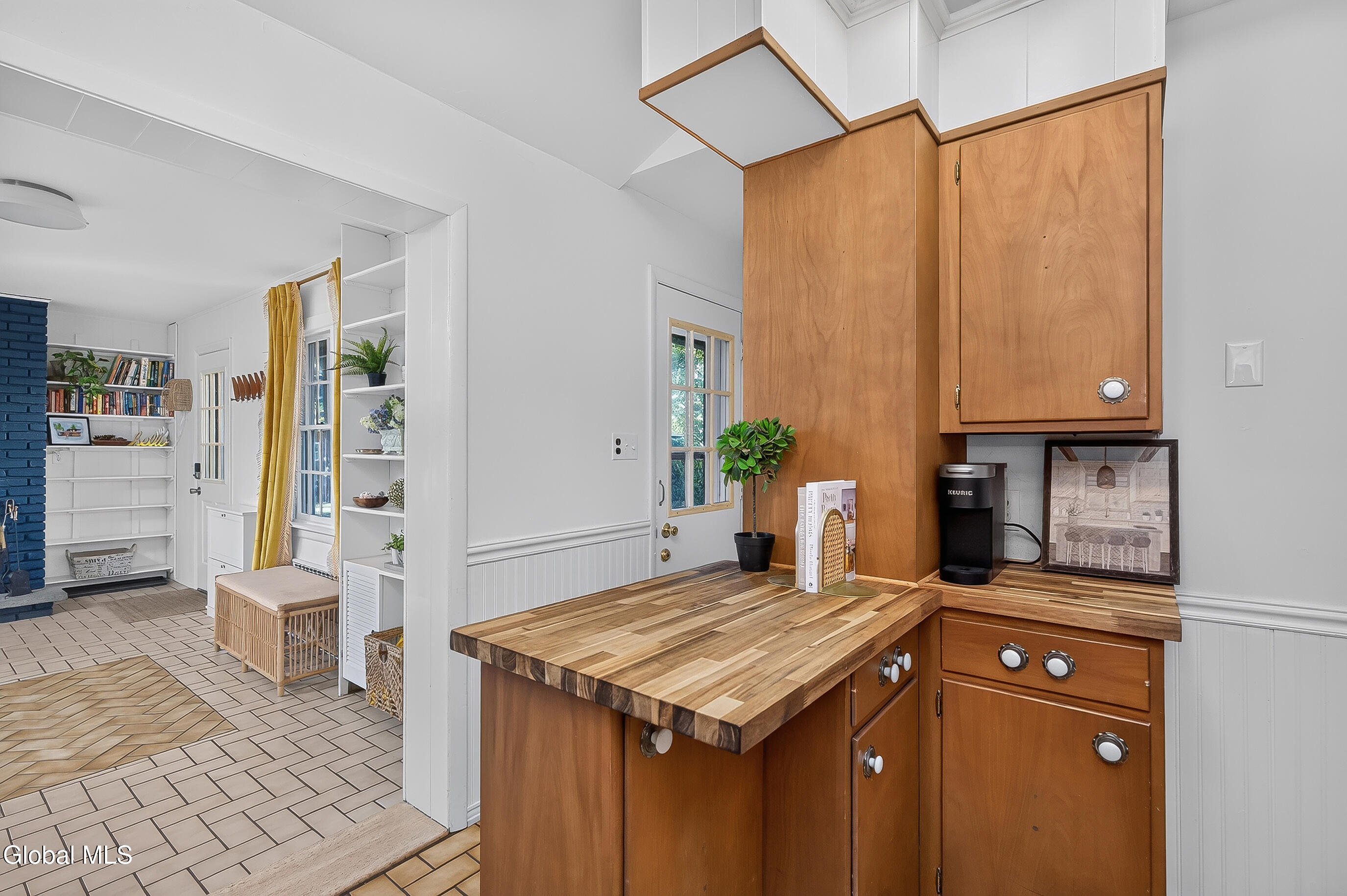 6 John David Lane Albany NY 12208